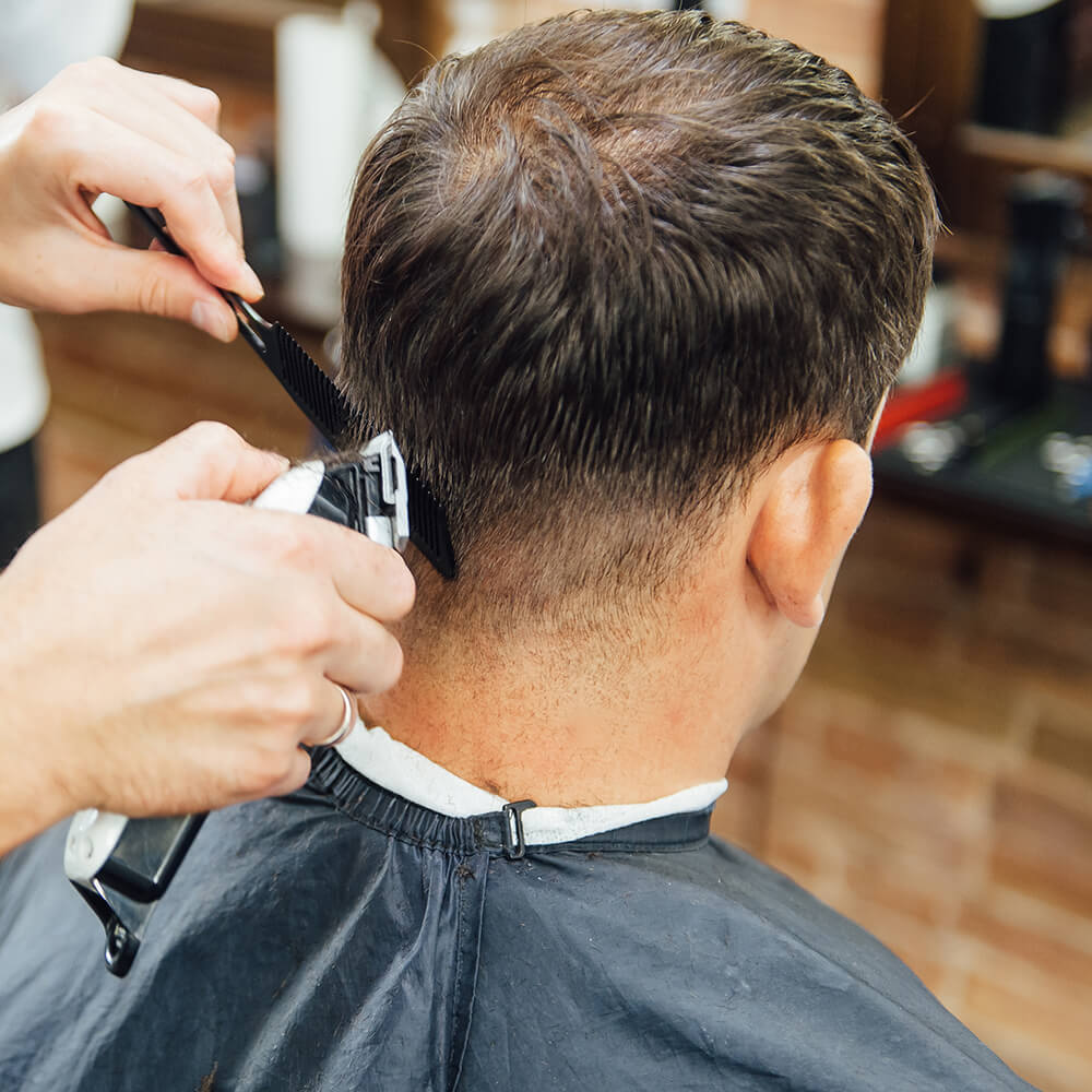 men's haircut